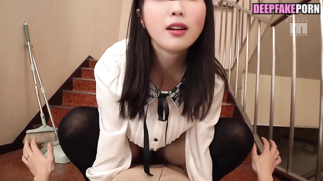 Public coitus with deepfake IU sex scene (한국어 이지은 가짜 포르노)