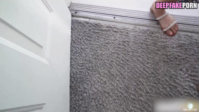 Cute, petite babe Hyomin making blowjob // 효민 섹스 장면 [PREMIUM]