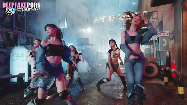 Hot babes LE SSERAFIM loves erotic dance - ai pmv / ルセラフィム 顔交換 [PREMIUM]