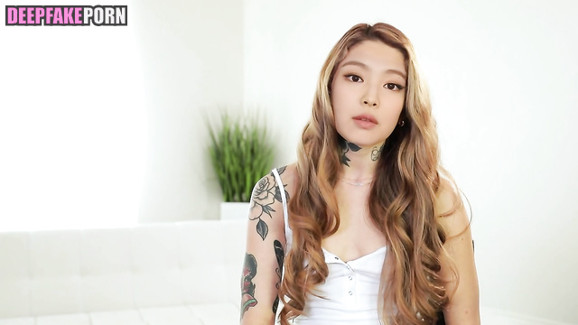 Jennie has done a lot of sexy tattoos 섹시한 제니블랙핑크 [PREMIUM]