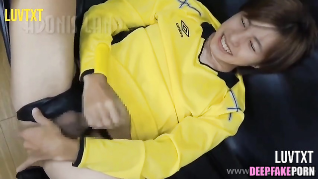 AI Renjun NCT decided to jerk off before his performance 딥페이크 런쥔 엔시티