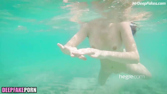 Babe likes demonstrating body under the water, ai - Fan Bingbing 范冰冰 换脸