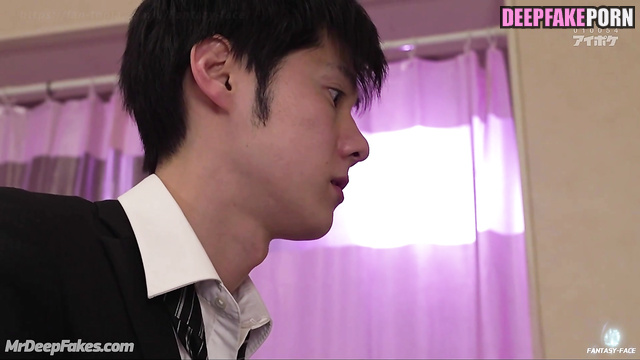 Fake chinese girl Tong Liya sex scene in stockings / 佟丽娅 伪造的