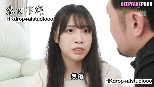 Sexy brunette Creamy Yick made cute blowjob / 易健兒 性爱场面