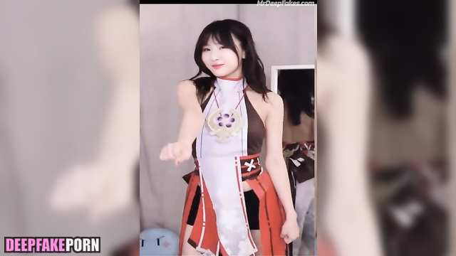 刘亦菲/Liu Yifei fake porn 假色情片 is dancing in her new sexy costume