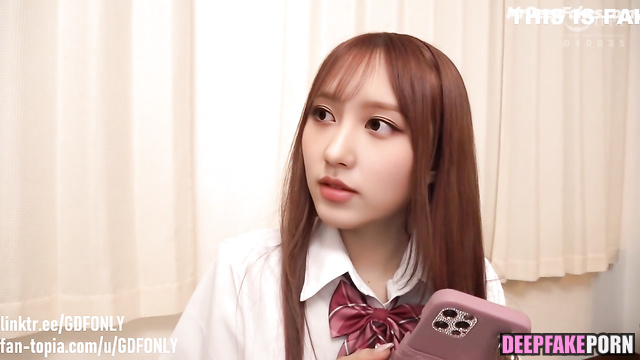 Hot babe Gaeul having fun in school skirt // アイヴ 有名人のセックス