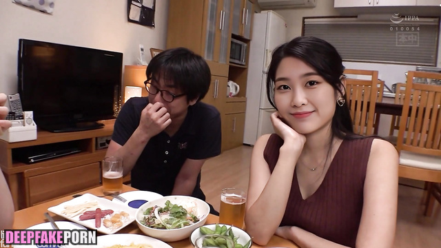 Fake Jiho (Oh My Girl) wants sexy dessert after dinner (진짜 가짜 지호) [PREMIUM]