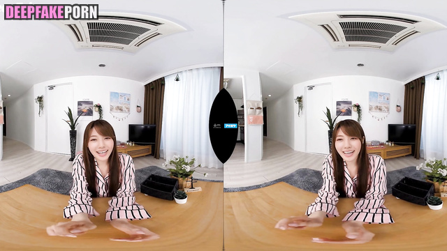 Japanese babes hint that they wanna suck, deepfake - フェイススワップ 偽アプリ