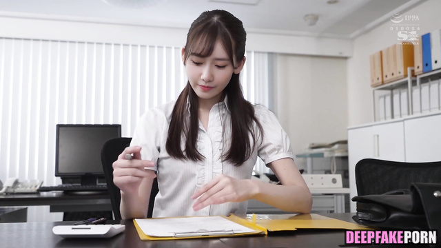 Cumshot by nice footjob, fake Yoona, SNSD // 少女時代 セレブのセックス