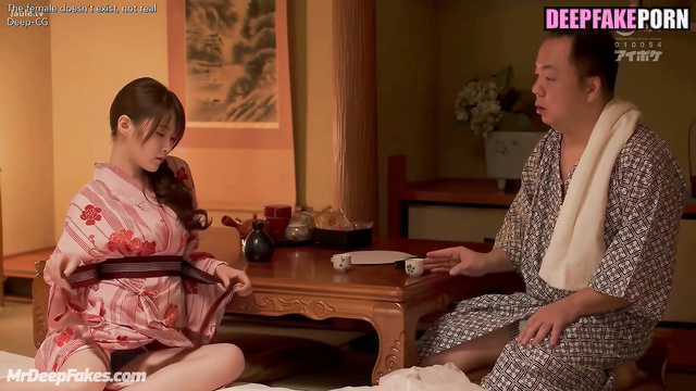 어른들의 비디오 Adult video with IU/아이유 being fucked and orgasming with him