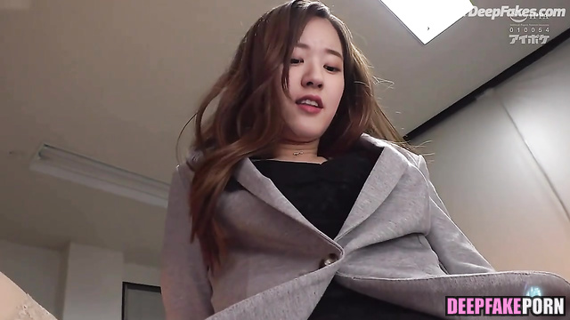 智能換臉 Deepfake office sexual games with Zhao Lusi/赵露思 doing blowjob