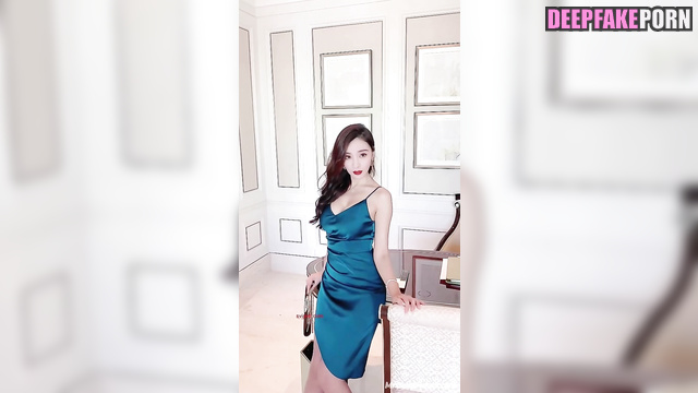 Glamour babe Yang Mi showed fans her sexy body, real fake (杨幂 人工智能场景)