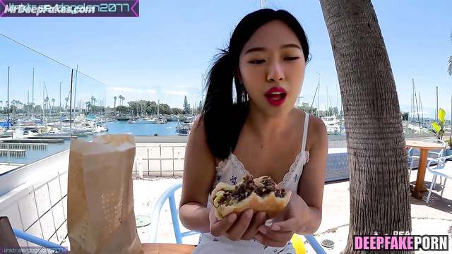 Yujin had spontaneous sex with taxi driver, ai - アイヴ セックスシーン