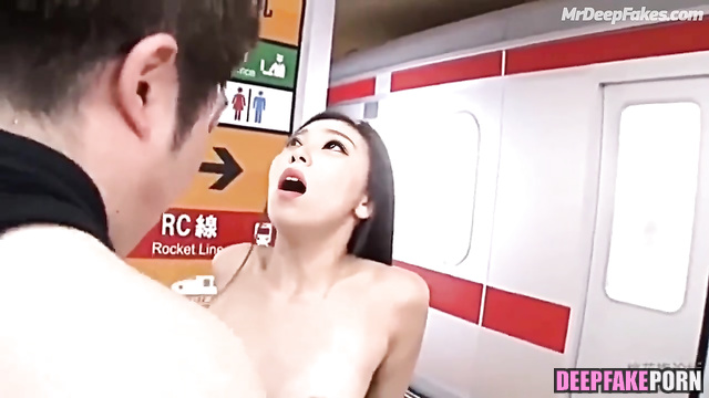 Snowbabyyx sex scenes in a public place