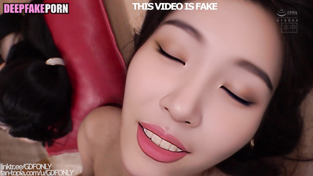 SUNMI seduces a guy right at the dinner table, sex scene (이선미 원더걸스) [PREMIUM]