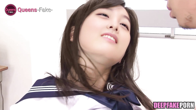 Kanna Hashimoto has a very beautiful ass upskirt (橋本 環奈 セレブのセックス) [PREMIUM]