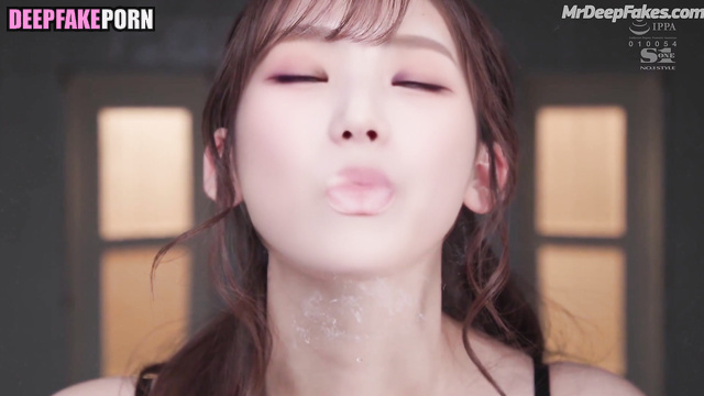 Sexy asian bitch Karina kissed so hot with stranger / 카리나 에스파 ai scenes