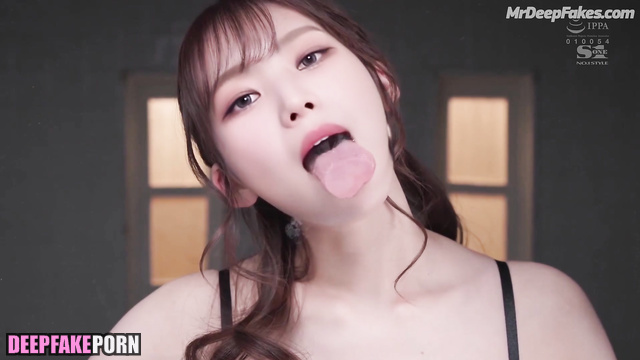 Sexy asian bitch Karina kissed so hot with stranger / 카리나 에스파 ai scenes