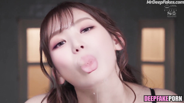 Sexy asian bitch Karina kissed so hot with stranger / 카리나 에스파 ai scenes