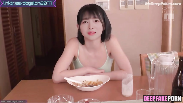 レイ Rei makes hot sex scene with me セックスシーン at the kitchen IVE アイヴ