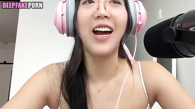 Sexy brunette LilyPichu showing pussy on twitch translation - fakeapp
