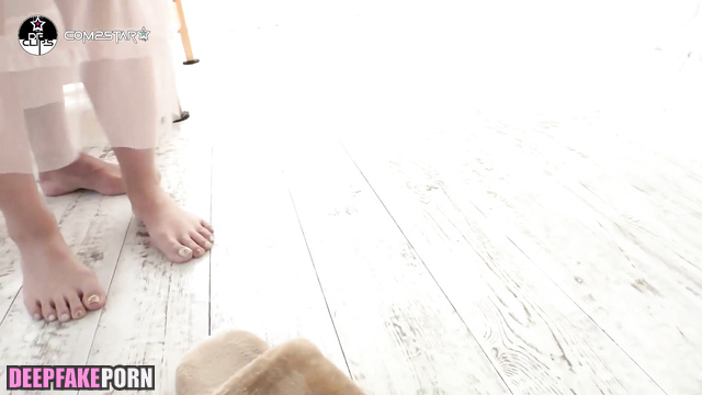 Hot Miyawaki Sakura enjoying 69 - ai scenes (アイズワン セレブのセックス) [PREMIUM]