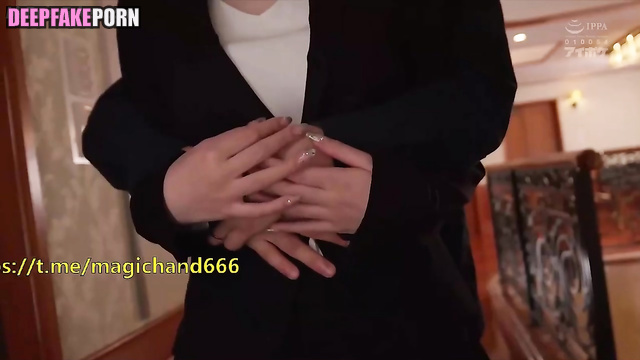 Face swap - Liu Yan is debauched at the wedding (柳岩 假应用程序)