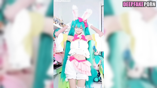 Cute and sexy dance in different clothes, Tsuruko fakeapp