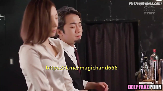 Sex scene in the bar (ass licking in storeroom) fake Zhang Tian'ai 张天爱 真假