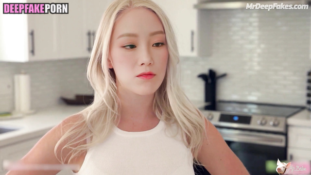 Taeyeon sucking cock at the kitchen, fakeapp // 少女時代 セレブのセックス