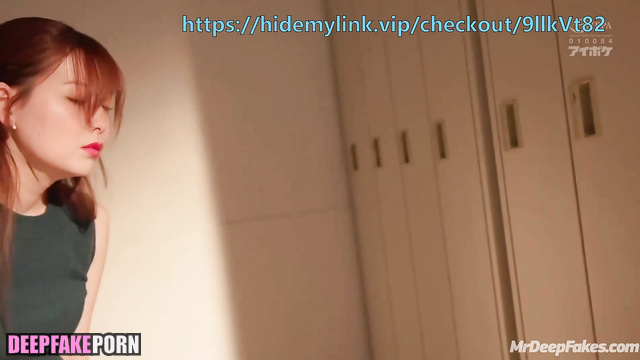 Wild fuck in ragged pantyhose - Tong Liya celebrity sex // 佟丽娅 性爱场景