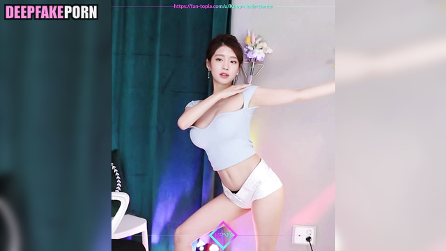 Busty girl danced in her room - Minnie face swap (민니 진짜 가짜) [PREMIUM]