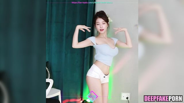 Sexy student IU danced at home - rea fake (아이유 딥페이크 영상) [PREMIUM]