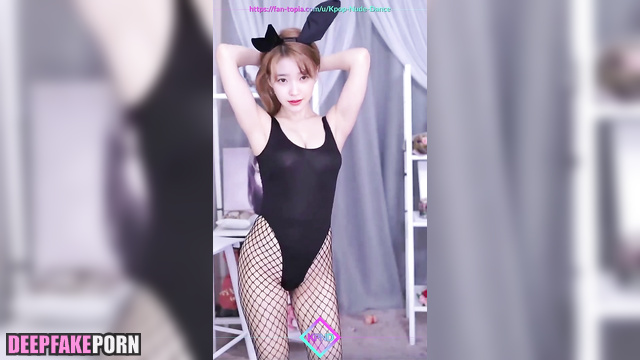 Fishnets made this hot dance of IU 아이유 even better 딥페이크 deepfake[PREMIUM]