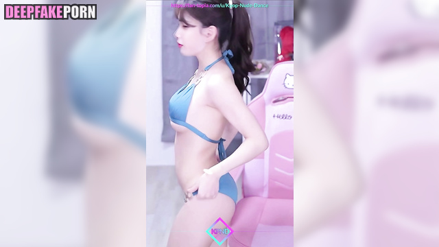 Young girl in bikini dancing on webcam - IU solo ai scene // 아이유 딥페이크 [PREMIUM]