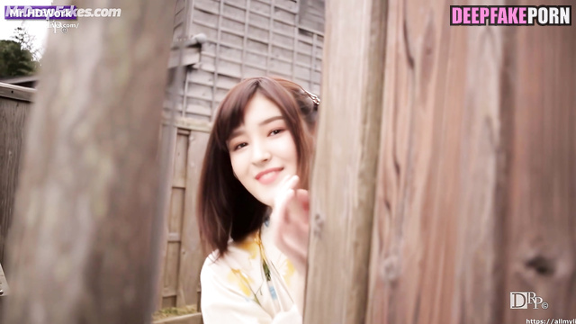 Cutie Nancy in a national dress invites you for sex (モモランド 偽アプリ)