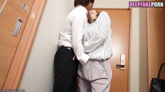 Hot job by hands and mouth - Chaewon in adult video アイズワン 本物の偽物 [PREMIUM]