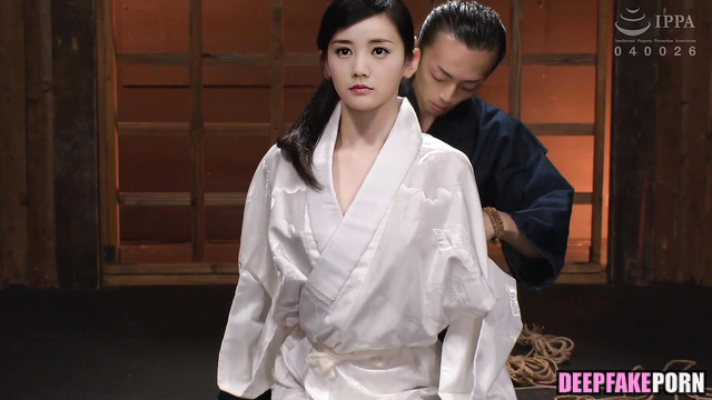 Bondage sex scenes - Li Yitong and her master (李一桐  深度伪造视频) [PREMIUM]