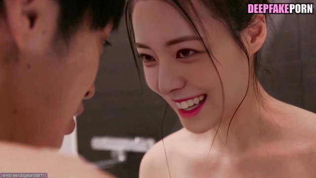 Skinny babe made blowjob right in the bathroom, Yuna ai (유나 있지) [PREMIUM]