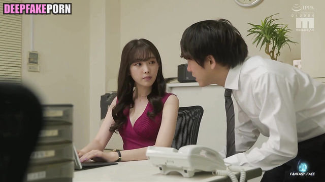 Sexy IU (아이유 섹스 장면) sucking sweaty balls her colleague - A.I. [PREMIUM]