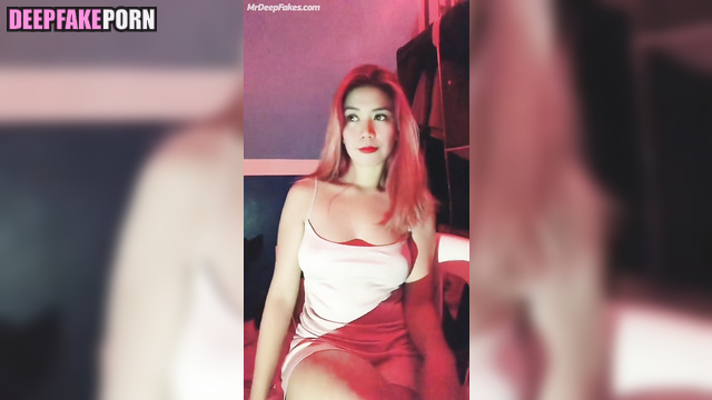 Deepfake Rhea Santos poses on webcam to cool music