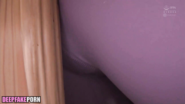 Deepfake porn / Wan Qian (万茜 真假) sucking banana and not only [PREMIUM]