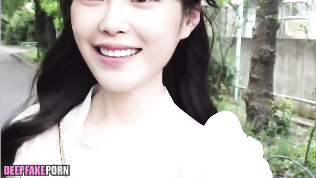 Housemaid made blowjob after room cleaning, fake Jun Hyo-seong (전효성 시크릿)