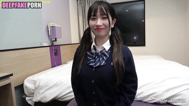 Man in fetish mask fucked young Karina - fakeapp // 카리나 에스파