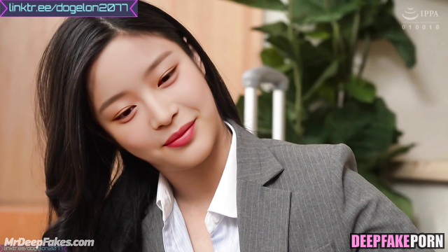 Office lady fucked with colleague - Hanni face swap / ニュージーンズ 本物の偽物