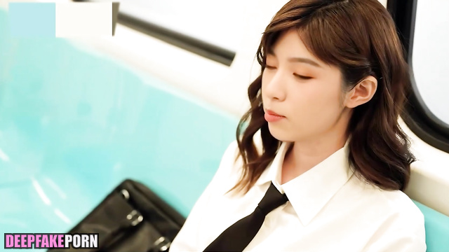 Dogging sex scene - Zhou Ye fucked right in the subway (周也 真假) [PREMIUM]