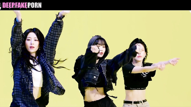 Pmv porn - LE SSERAFIM (ルセラフィム 本物の偽物) having fun with producer [PREMIUM]