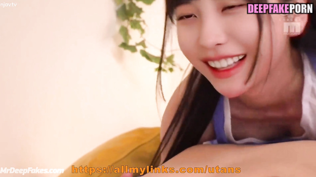 Fake GoMaLSooK licking cock and nipples // (고말숙 딥페이크 영상)