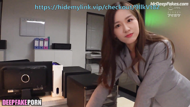 Fake Zhou Ye flirting with colleague at the office (周也 深度伪造视频)