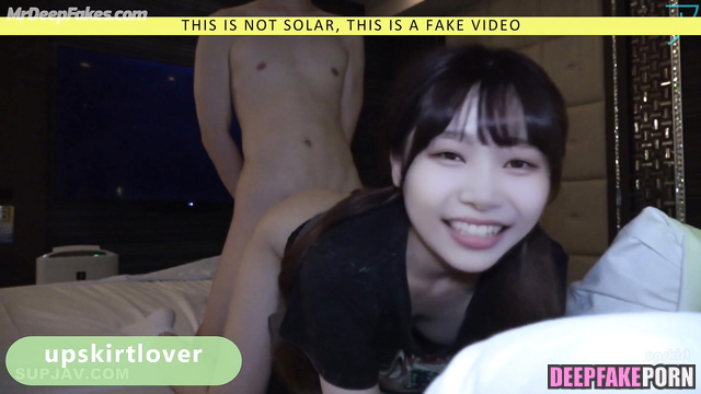 Skinny girl is ready for fuck all night - Solar celebrity sex / 솔라 마마무